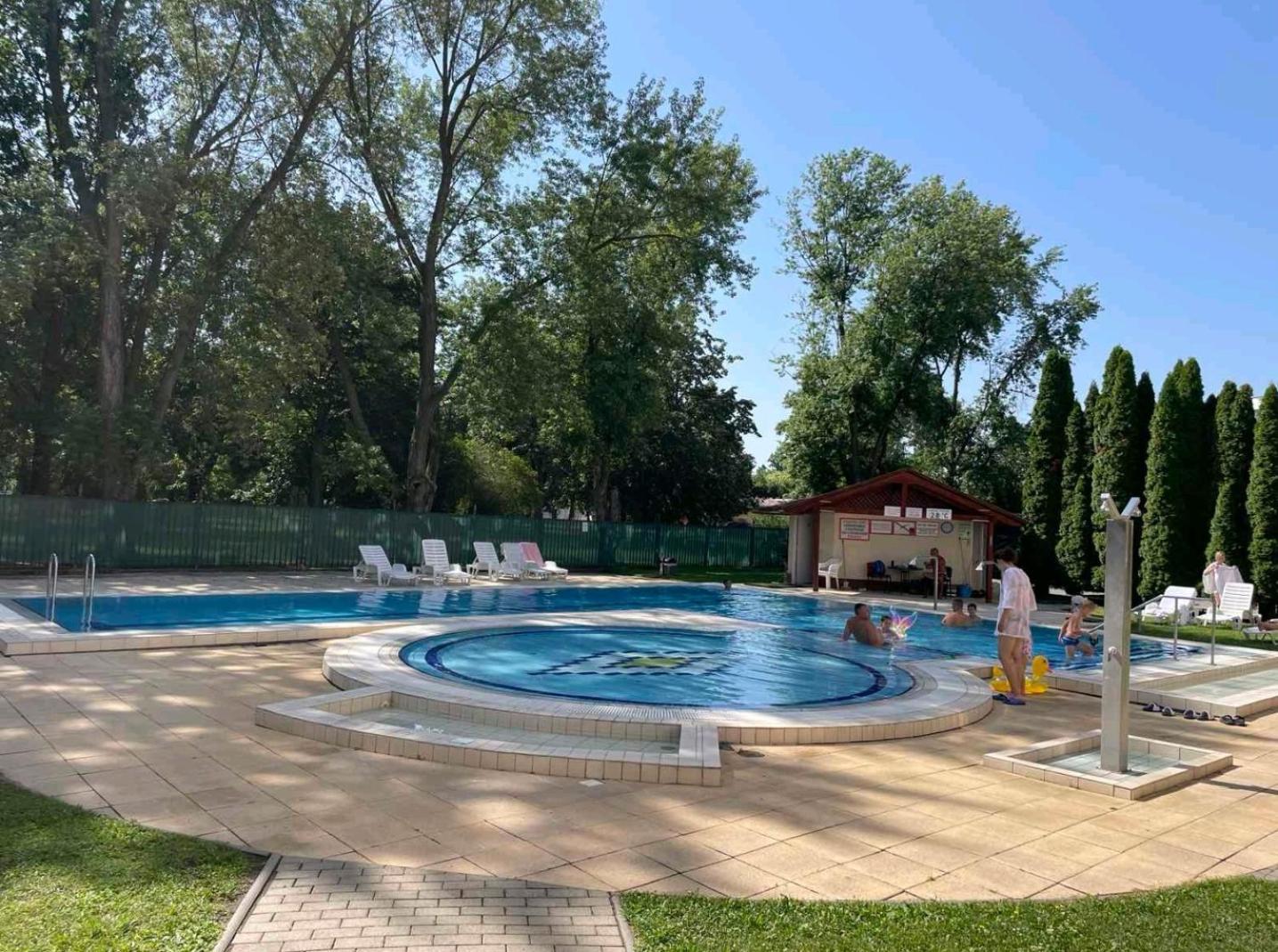 Panorama View Apartment Hajduszoboszlo Ngoại thất bức ảnh